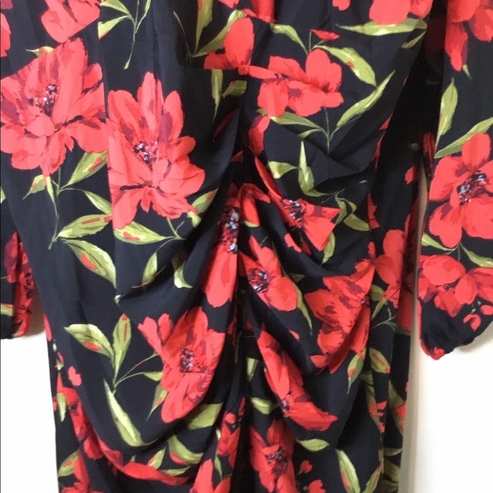 Boohoo Plus Red Floral Dress Sz 24 - Picture 12 of 12